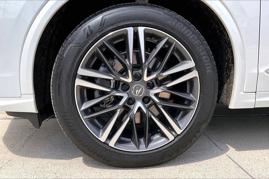 Certified 2025 Acura MDX SH-AWD w/ Advance Package image 11