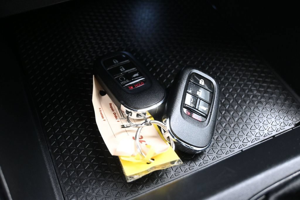 Used 2024 Honda CR-V Sport image 14