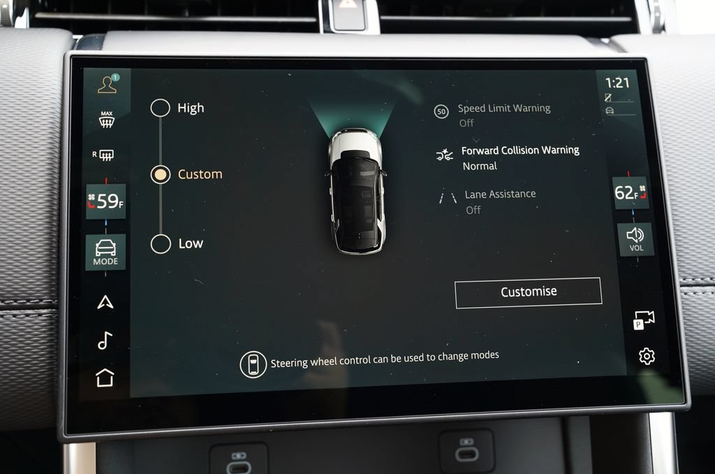 New 2026 Land Rover Discovery Sport Landmark AWD/4WD image 19