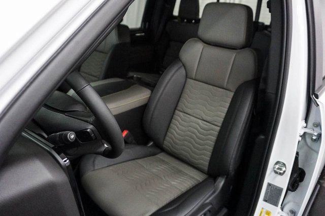 New 2026 Chevrolet Silverado 2500 ZR2 image 16