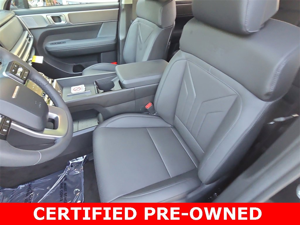 Used 2025 Hyundai Santa Fe XRT image 16