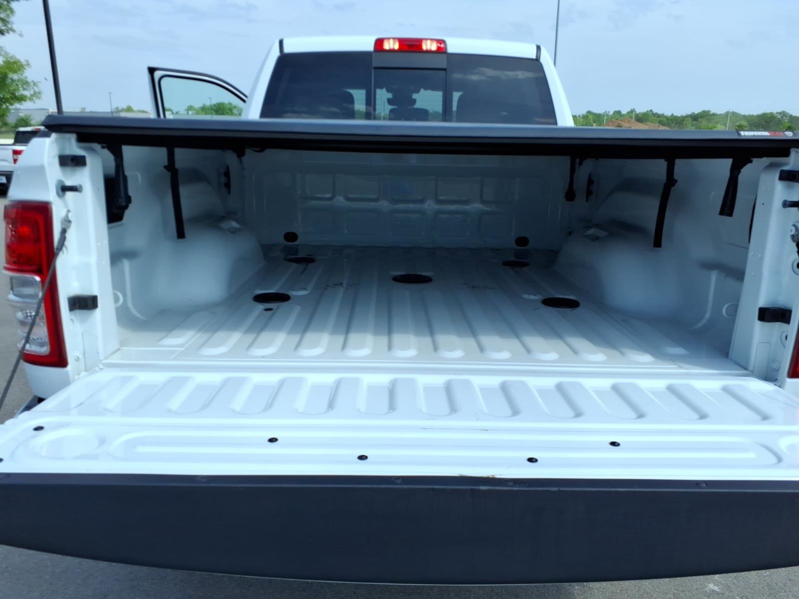 Used 2022 RAM 3500 Tradesman AWD/4WD image 21