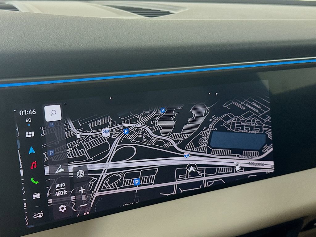 Certified 2025 Porsche Macan Electric image 16