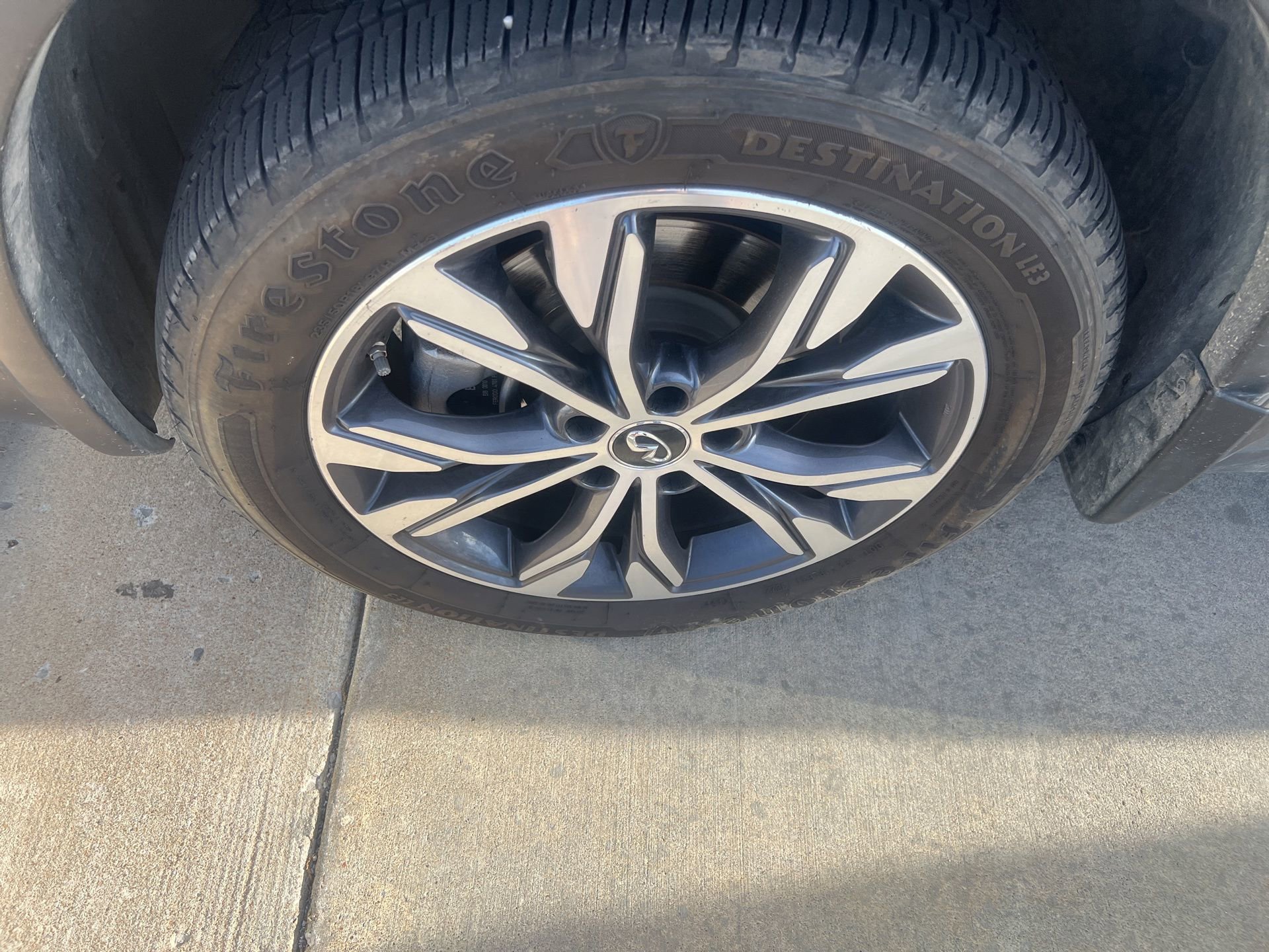 Certified 2017 INFINITI QX30 Premium w/ Navigation Package image 10