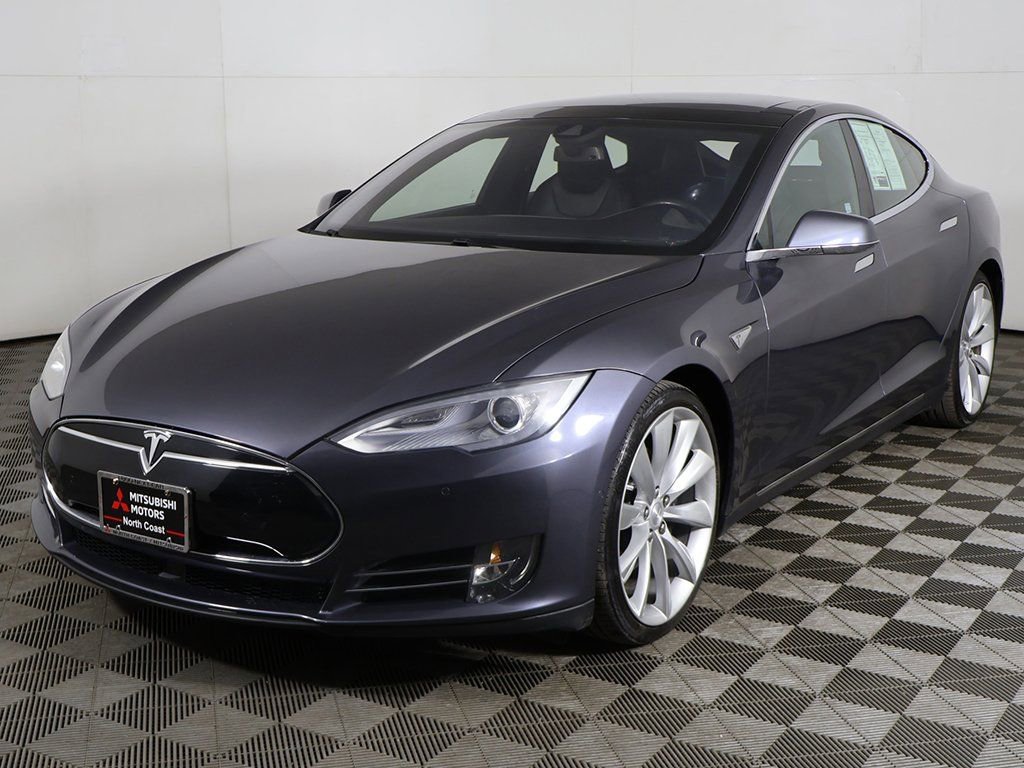 Used 2015 Tesla Model S 85D image 8