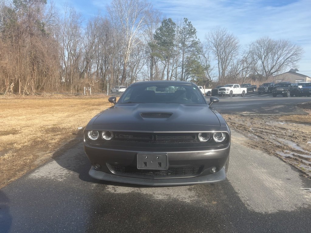 Used 2018 Dodge Challenger T/A image 2