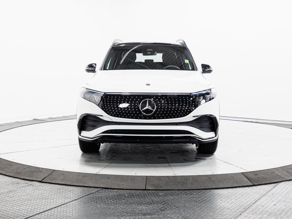 Used 2024 Mercedes-Benz EQB 350 4MATIC SUV image 2