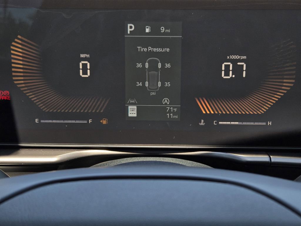New 2026 Kia Sportage EX FWD image 13