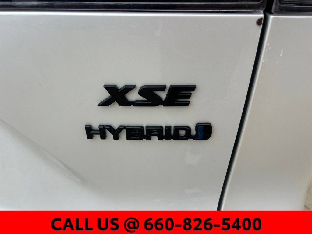 Used 2024 Toyota Corolla Cross AWD Hybrid w/ Convenience Package image 9
