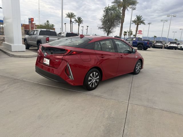 Certified 2020 Toyota Prius Prime XLE w/ Carpet Mat Package FWD image 5