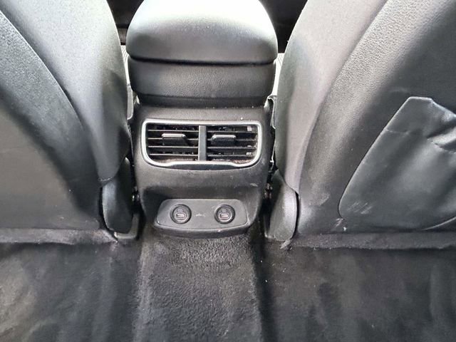 Used 2022 Hyundai Santa Fe SEL FWD image 11