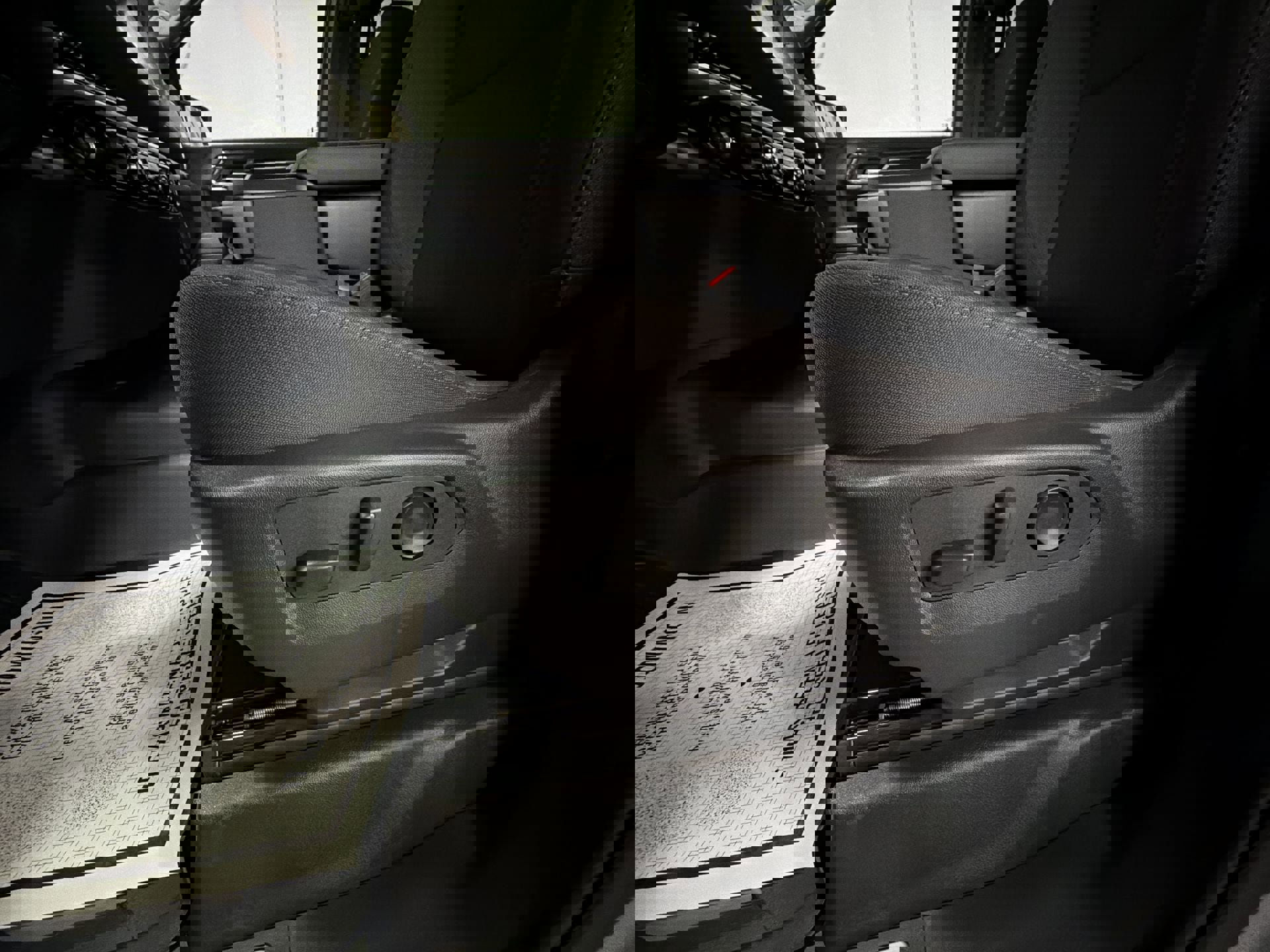 New 2026 GMC Sierra 1500 SLE image 19