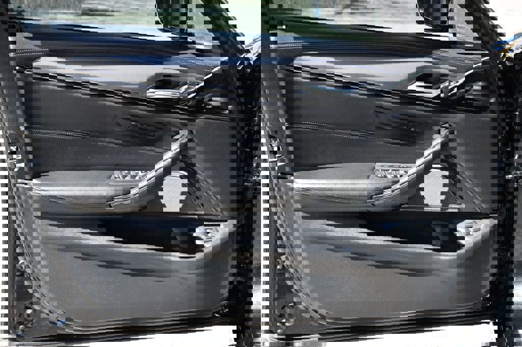 Used 2020 BMW M5 w/ Executive Package image 16