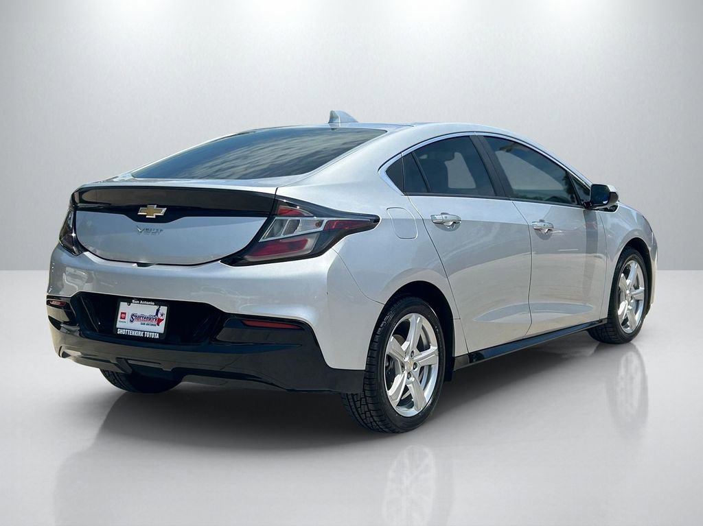 Used 2017 Chevrolet Volt LT FWD image 5