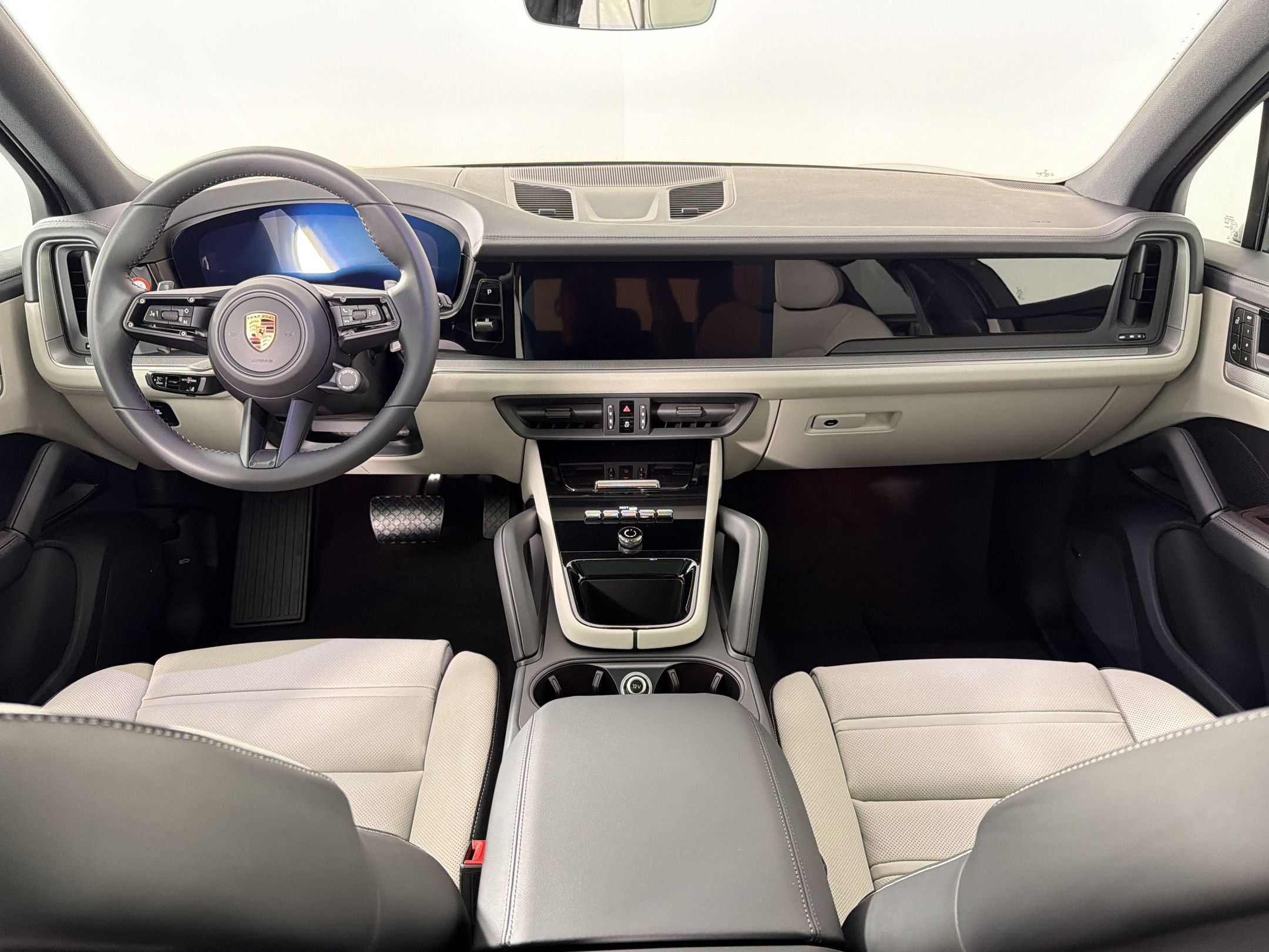 Certified 2026 Porsche Cayenne AWD/4WD image 20