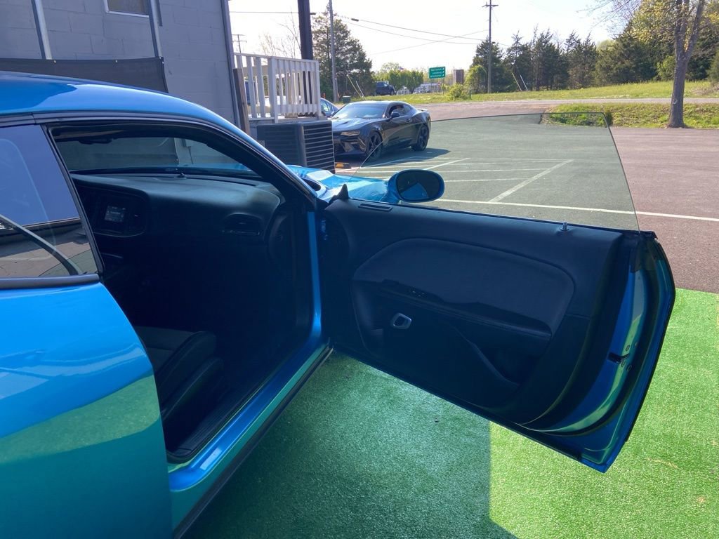 Used 2015 Dodge Challenger R/T w/ Quick Order Package 22B R/T RWD image 19