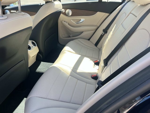 Used 2021 Mercedes-Benz C 300 4MATIC Sedan image 21
