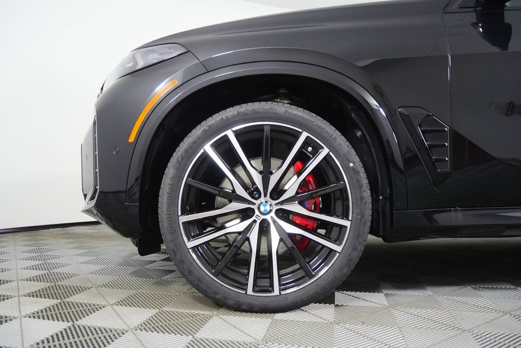 Used 2026 BMW X5 xDrive40i w/ M Sport Package AWD/4WD image 2