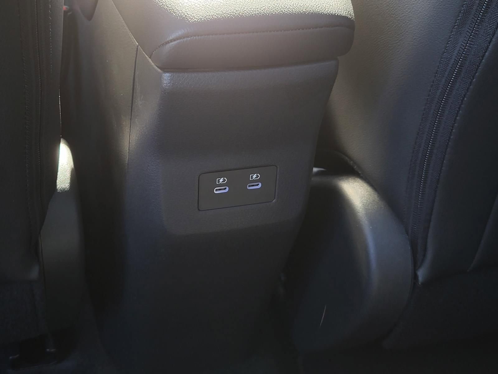 New 2026 Nissan Kicks SR w/ SR Premium Package FWD image 19