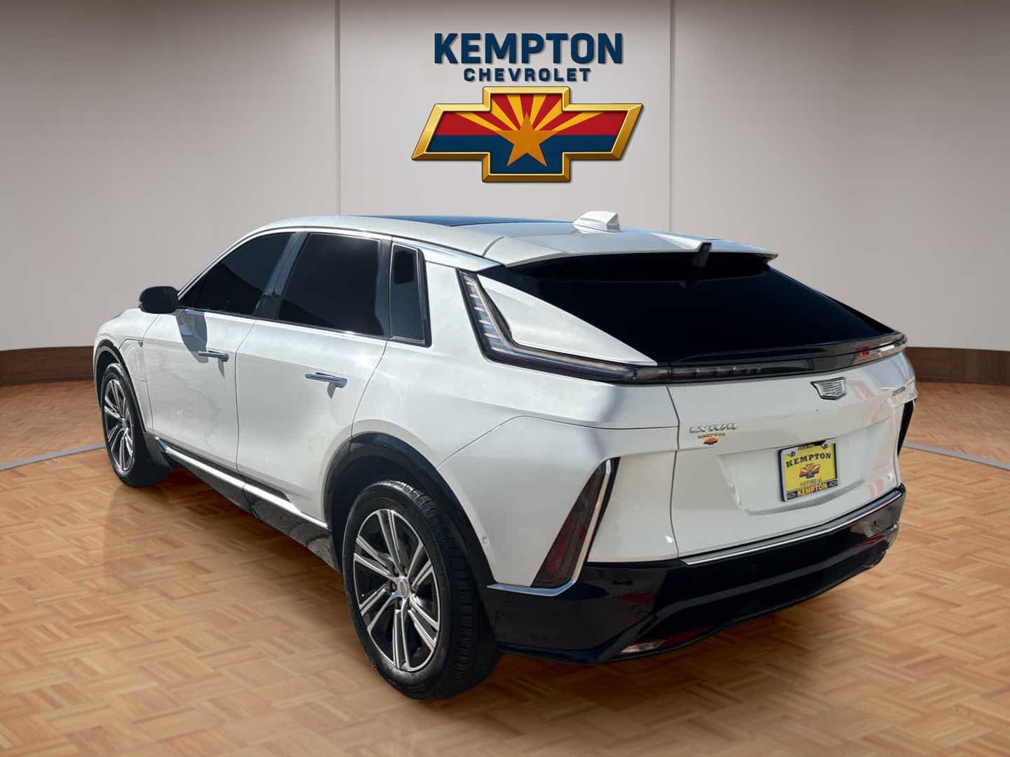 Used 2024 Cadillac Lyriq Luxury image 4