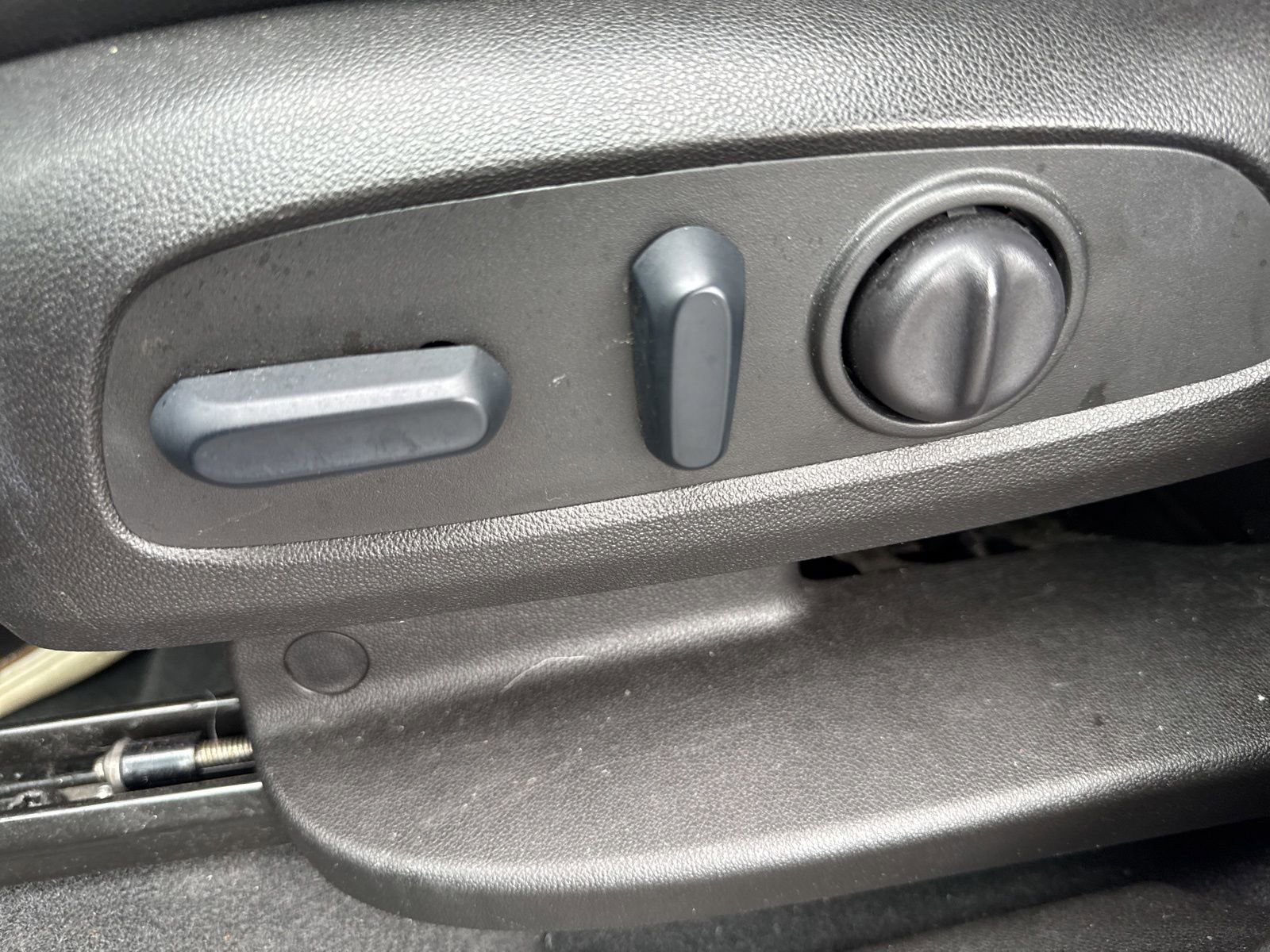 Used 2022 Chevrolet Equinox RS FWD image 38