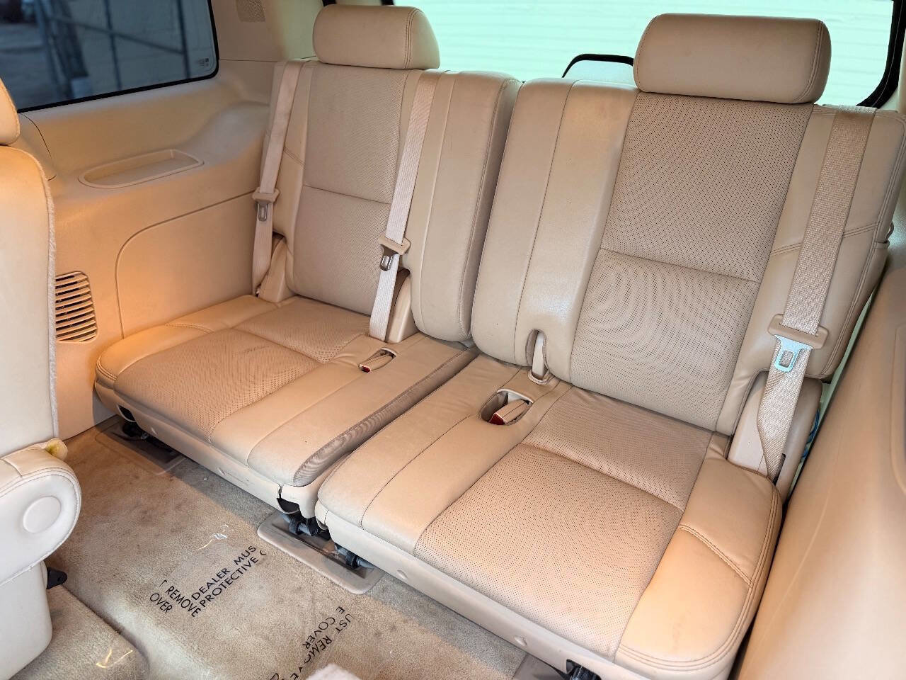 Used 2007 Cadillac Escalade 2WD w/ Information Package image 18