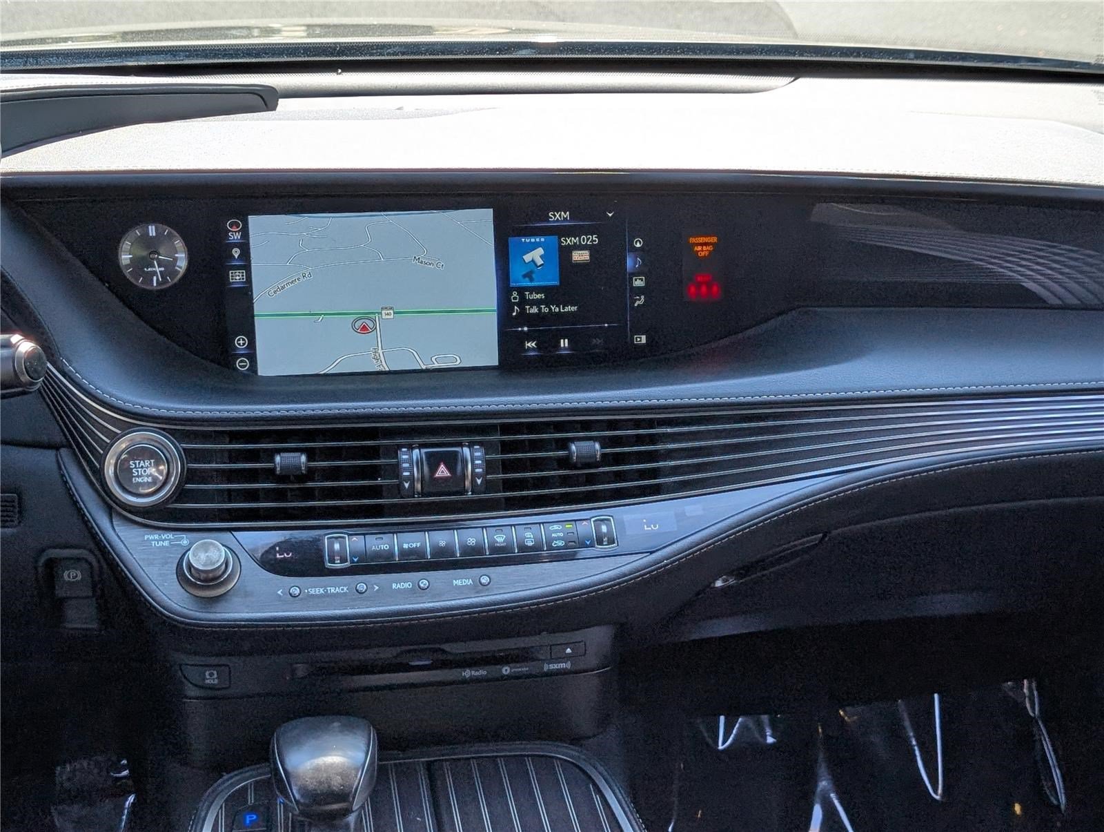 Used 2019 Lexus LS 500 AWD w/ Accessory Package (Z2) image 18