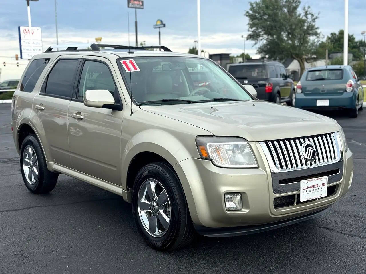 Used 2011 Mercury Mariner Premier w/ 202A Rapid Spec Order Code image 3