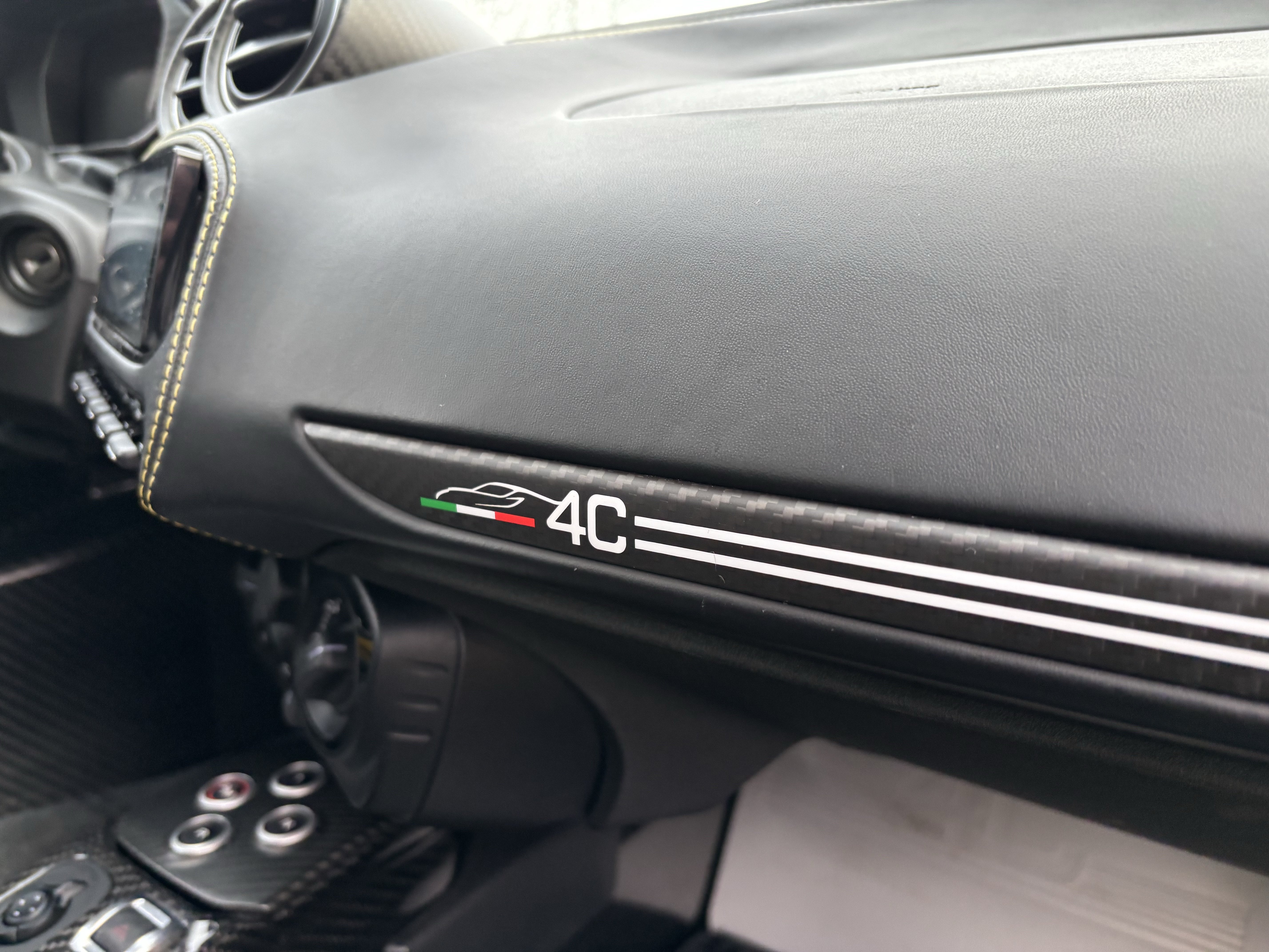 Used 2016 Alfa Romeo 4C Spider RWD image 28