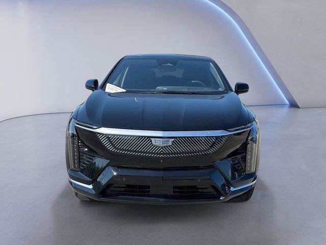 New 2025 Cadillac Optiq Luxury 2 image 9