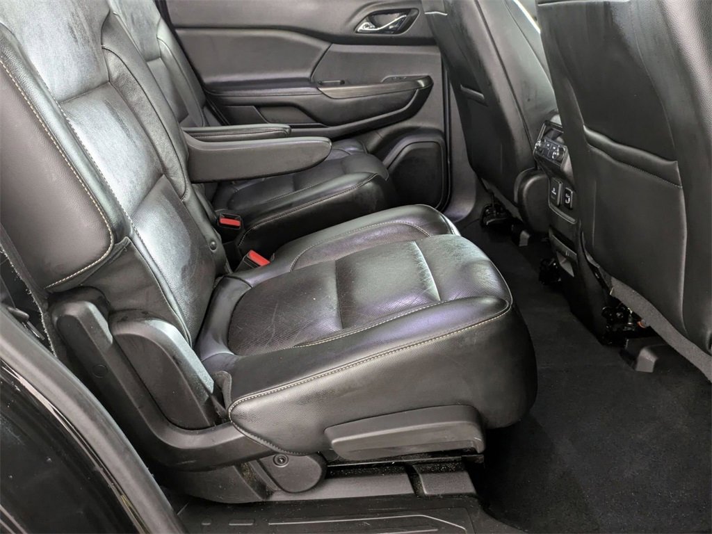 Used 2018 GMC Acadia SLT image 33