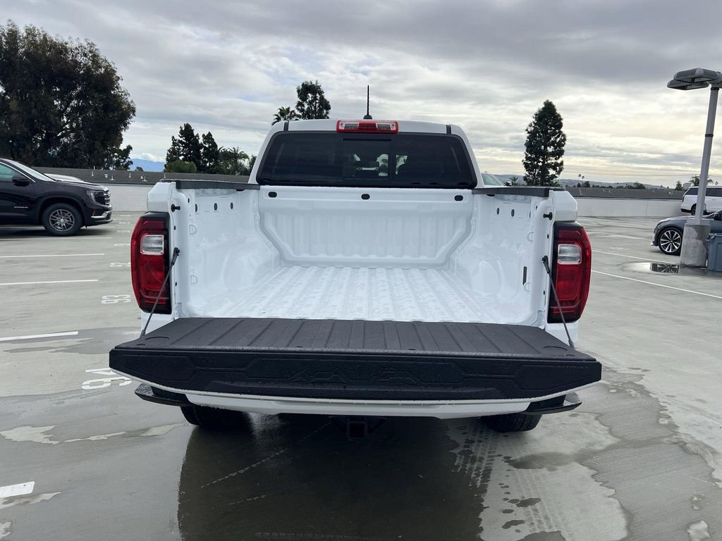 New 2026 GMC Canyon Elevation image 27