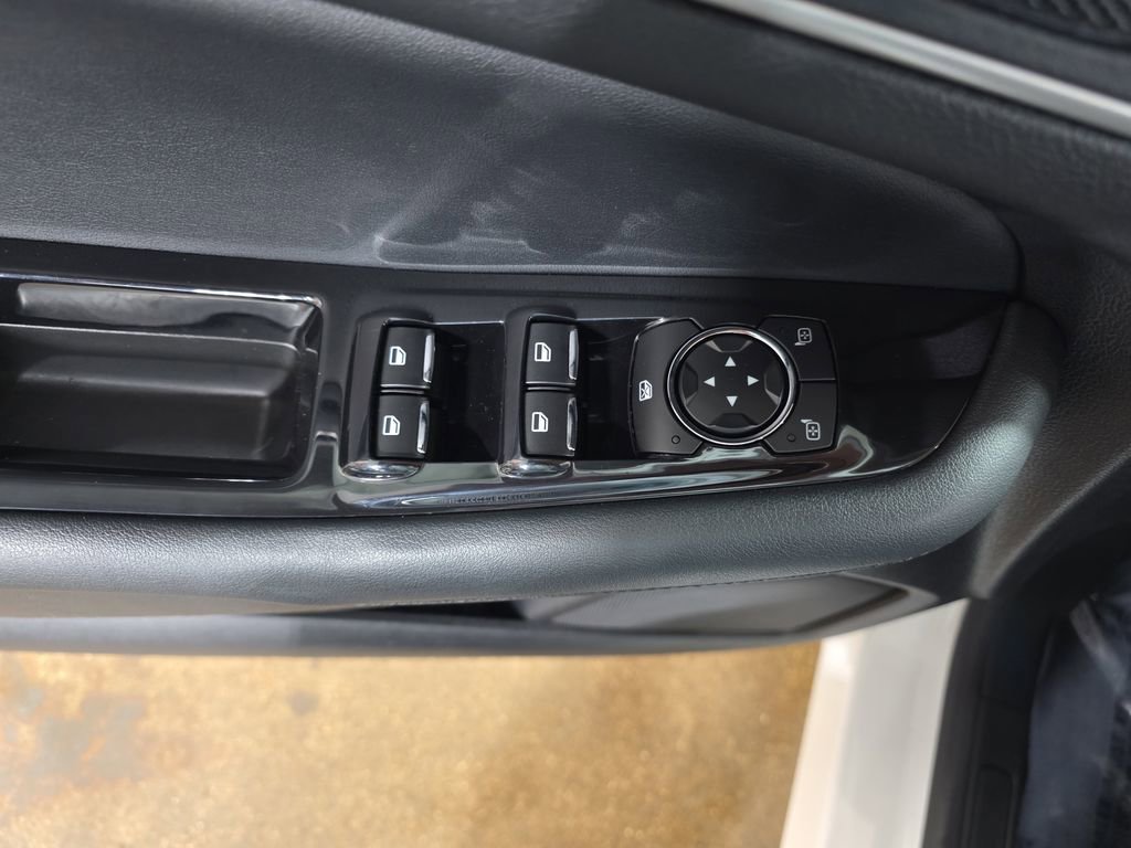 Used 2018 Ford Edge SEL w/ Equipment Group 201A image 28