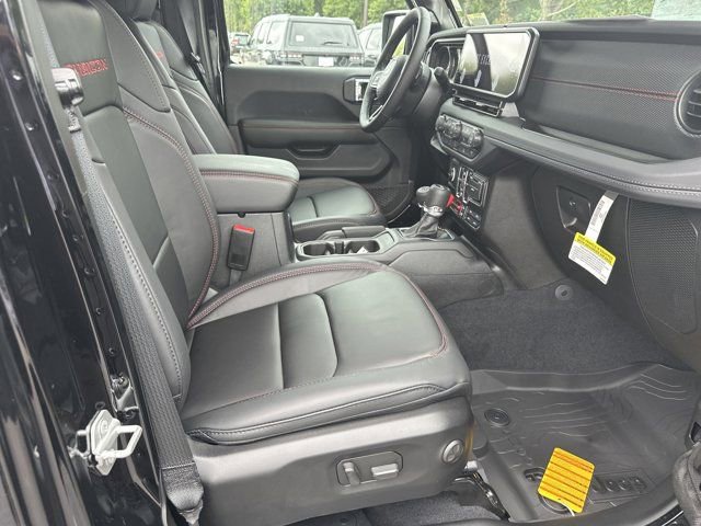 New 2025 Jeep Wrangler Rubicon w/ XTREMEE 35" Tire Package image 13
