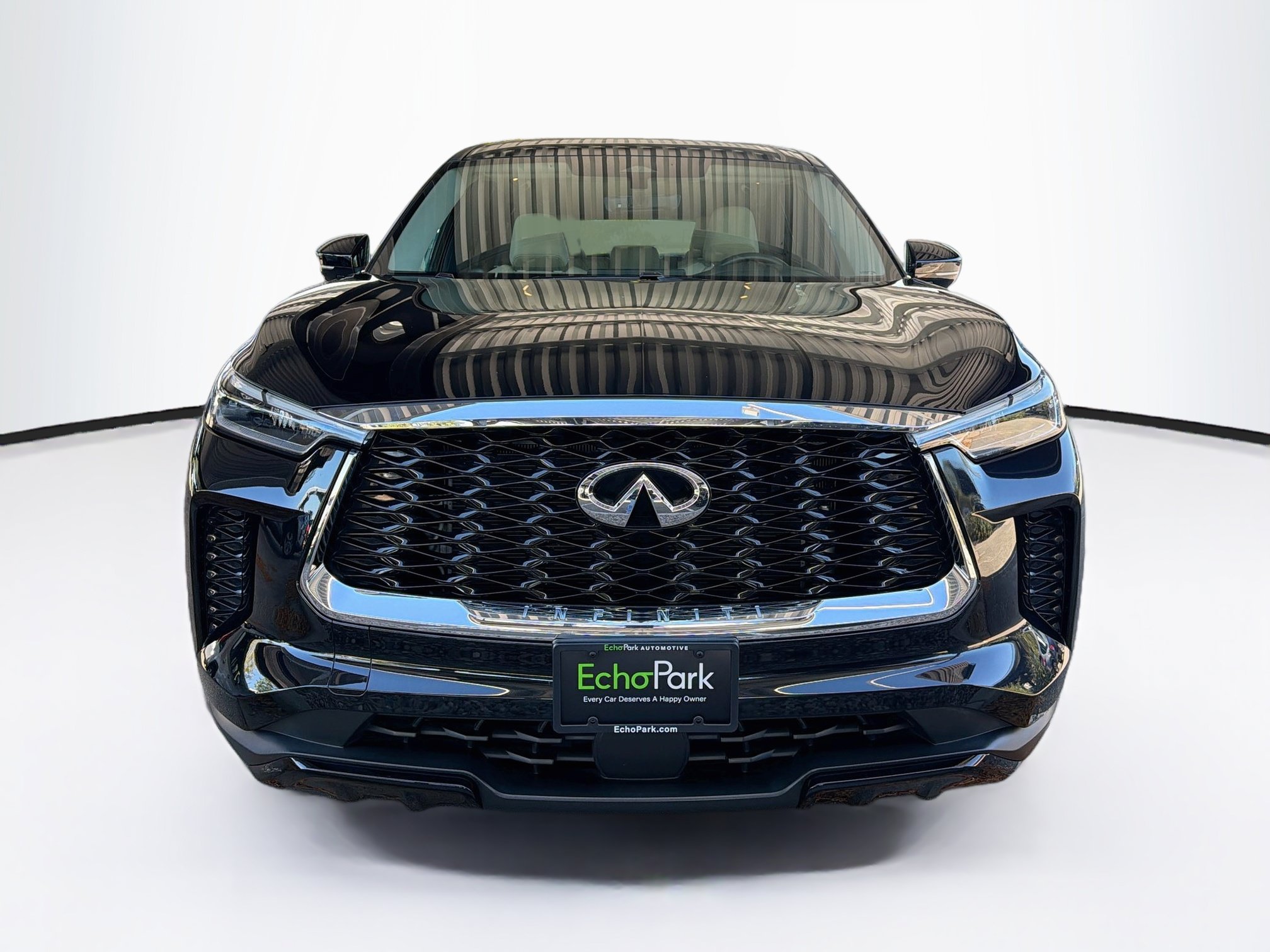 Used 2023 INFINITI QX60 Pure AWD/4WD image 2