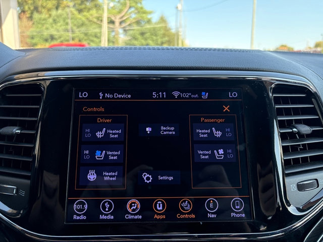 Used 2019 Jeep Grand Cherokee Overland AWD/4WD image 38