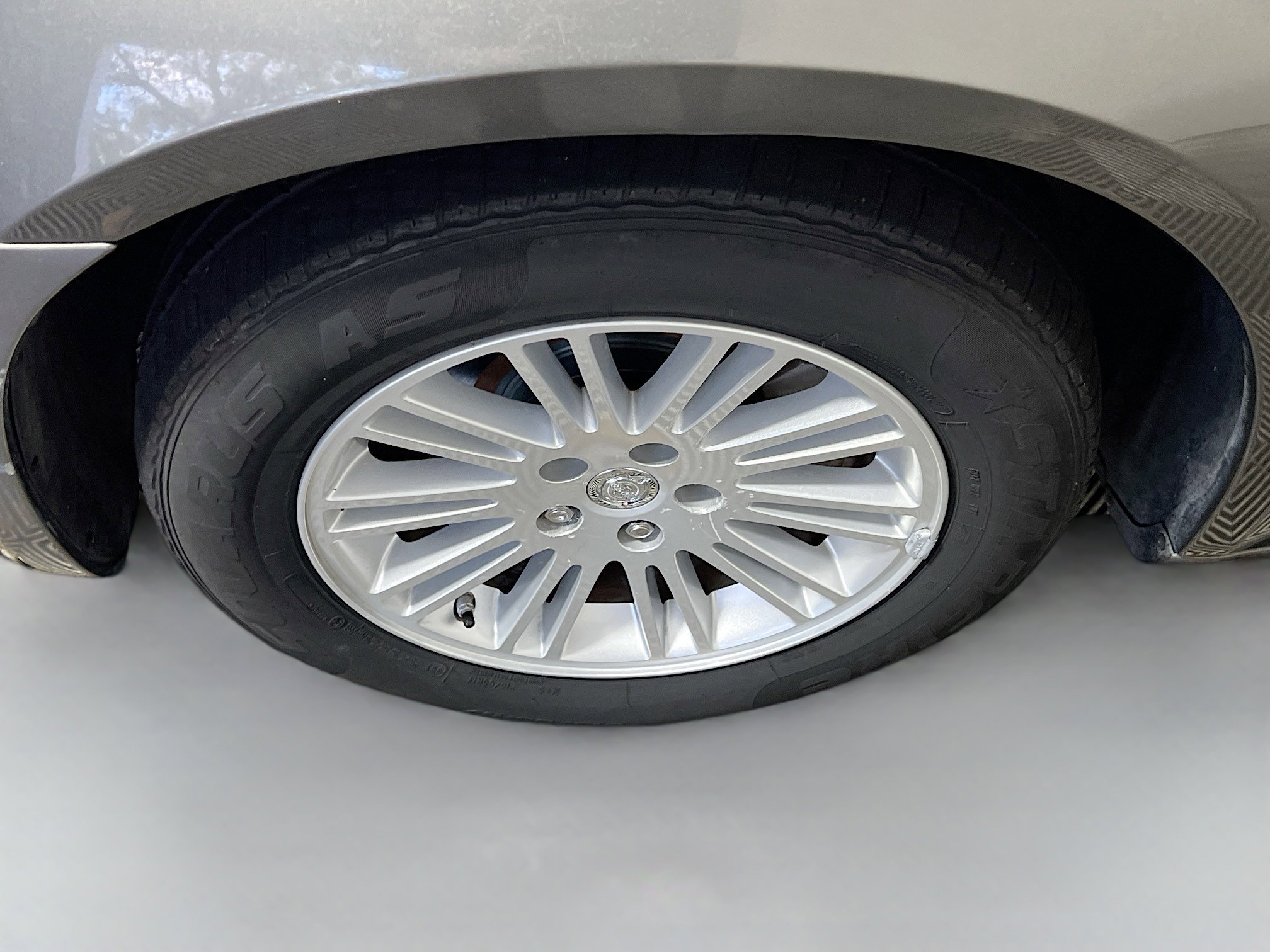 Used 2008 Chrysler 300 LX image 14