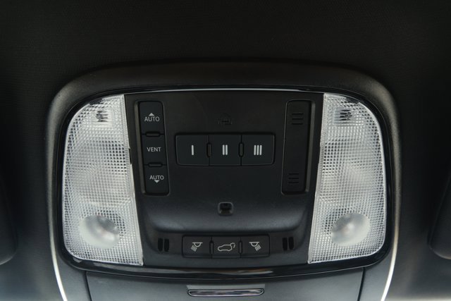 Used 2023 Dodge Durango GT image 19