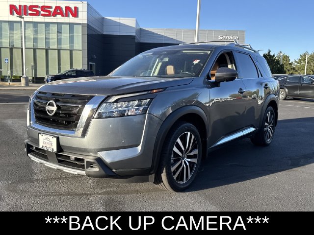 Used 2023 Nissan Pathfinder Platinum AWD/4WD image 8