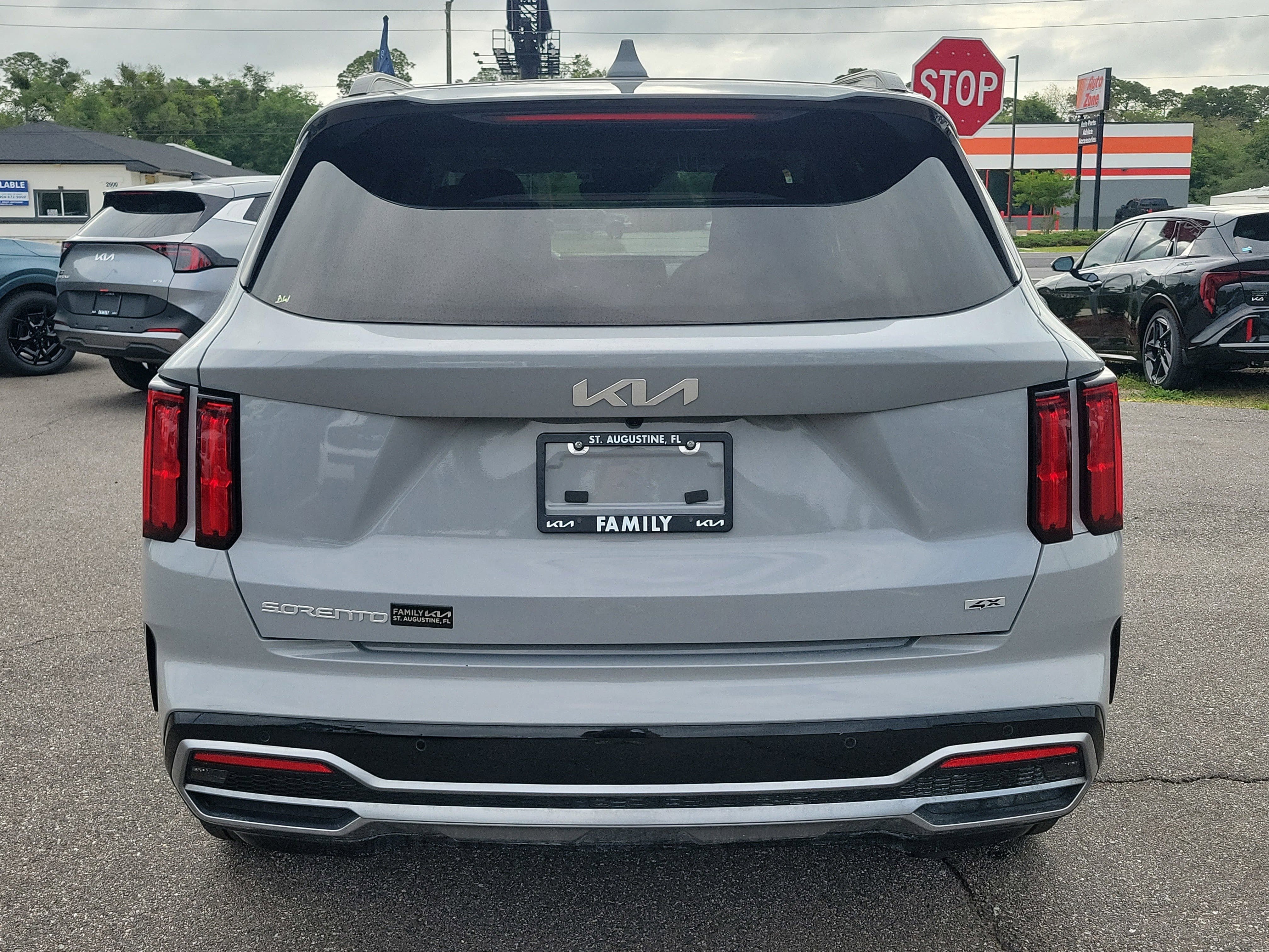 Certified 2023 Kia Sorento SX AWD/4WD image 5