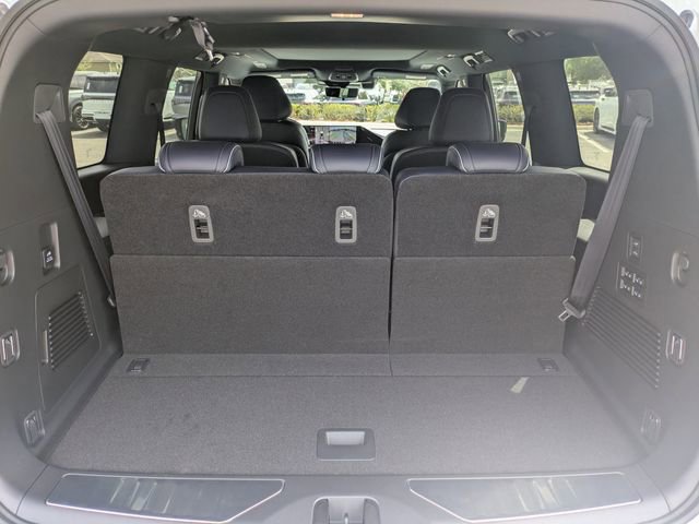 New 2026 INFINITI QX80 4WD w/ Sport Exterior Package image 12