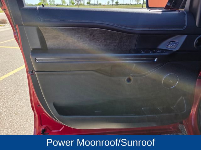 Used 2021 Ford Expedition Limited AWD/4WD image 14