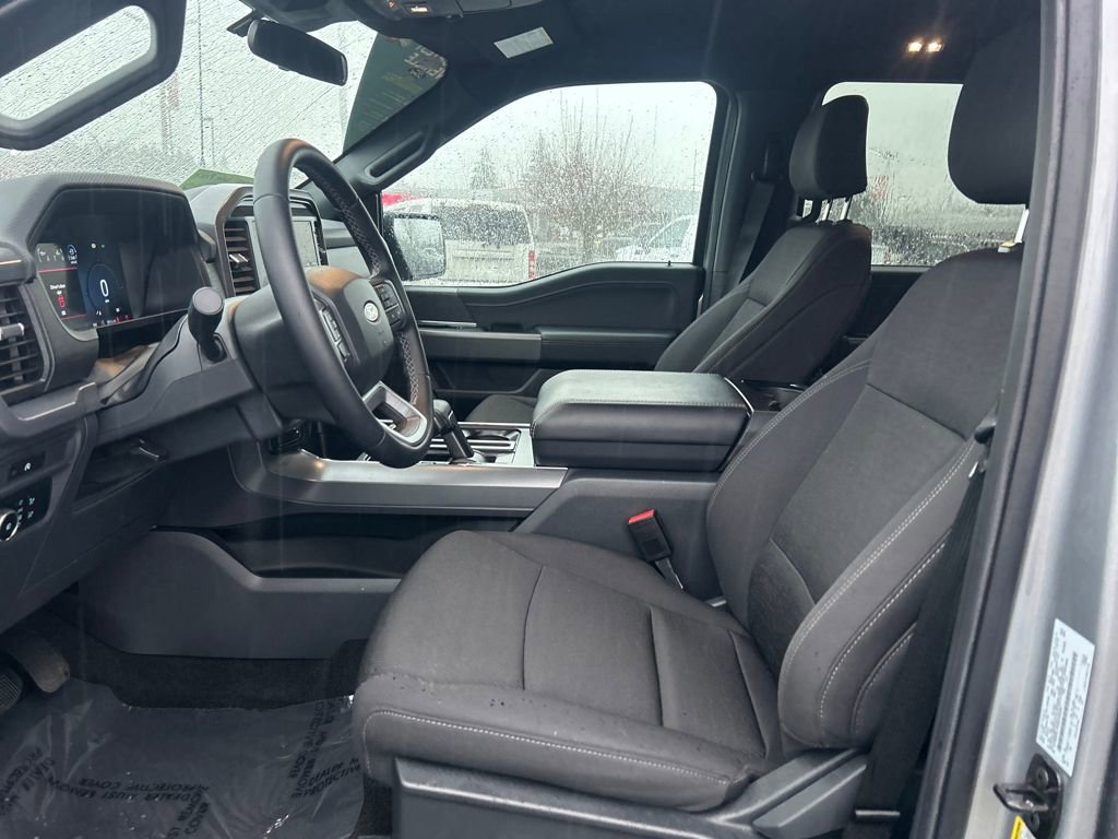 Used 2025 Ford F150 XLT w/ Equipment Group 301A Standard image 5