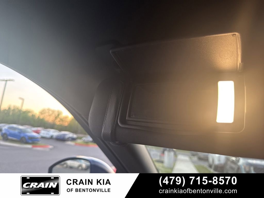 Used 2020 Land Rover Range Rover Evoque SE AWD/4WD image 27