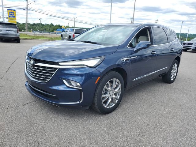 Used 2022 Buick Enclave Essence w/ Experience Buick Package AWD/4WD image 2