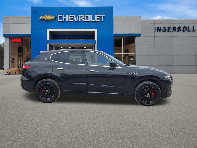 Used 2020 Maserati Levante AWD/4WD image 28