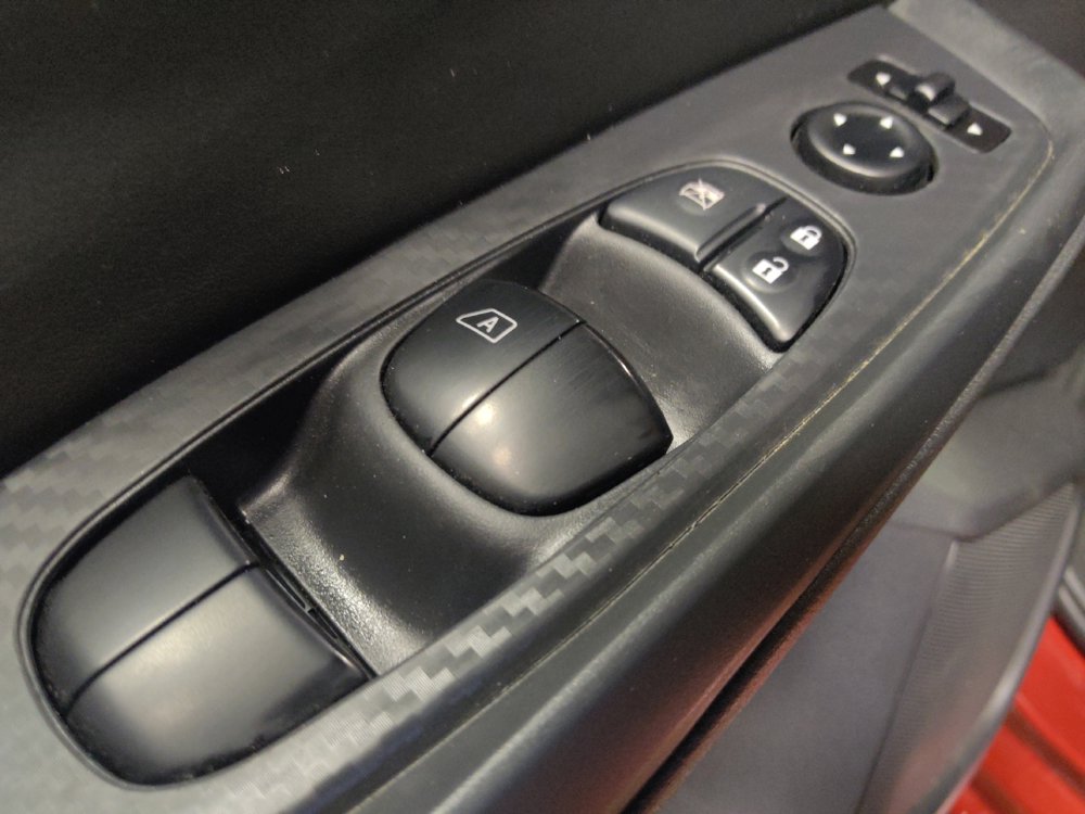 Used 2025 Nissan Sentra SV w/ All-Weather Package FWD image 27