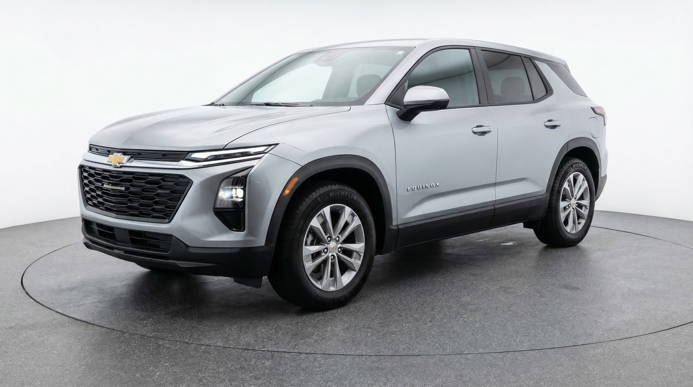 Used 2025 Chevrolet Equinox LT image 3