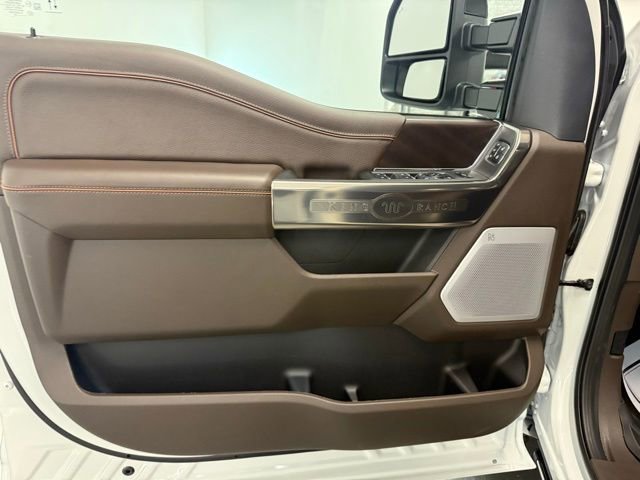 New 2026 Ford F250 4x4 Crew Cab Super Duty image 13