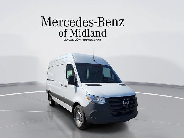 Used 2025 Mercedes-Benz Sprinter 2500 image 1